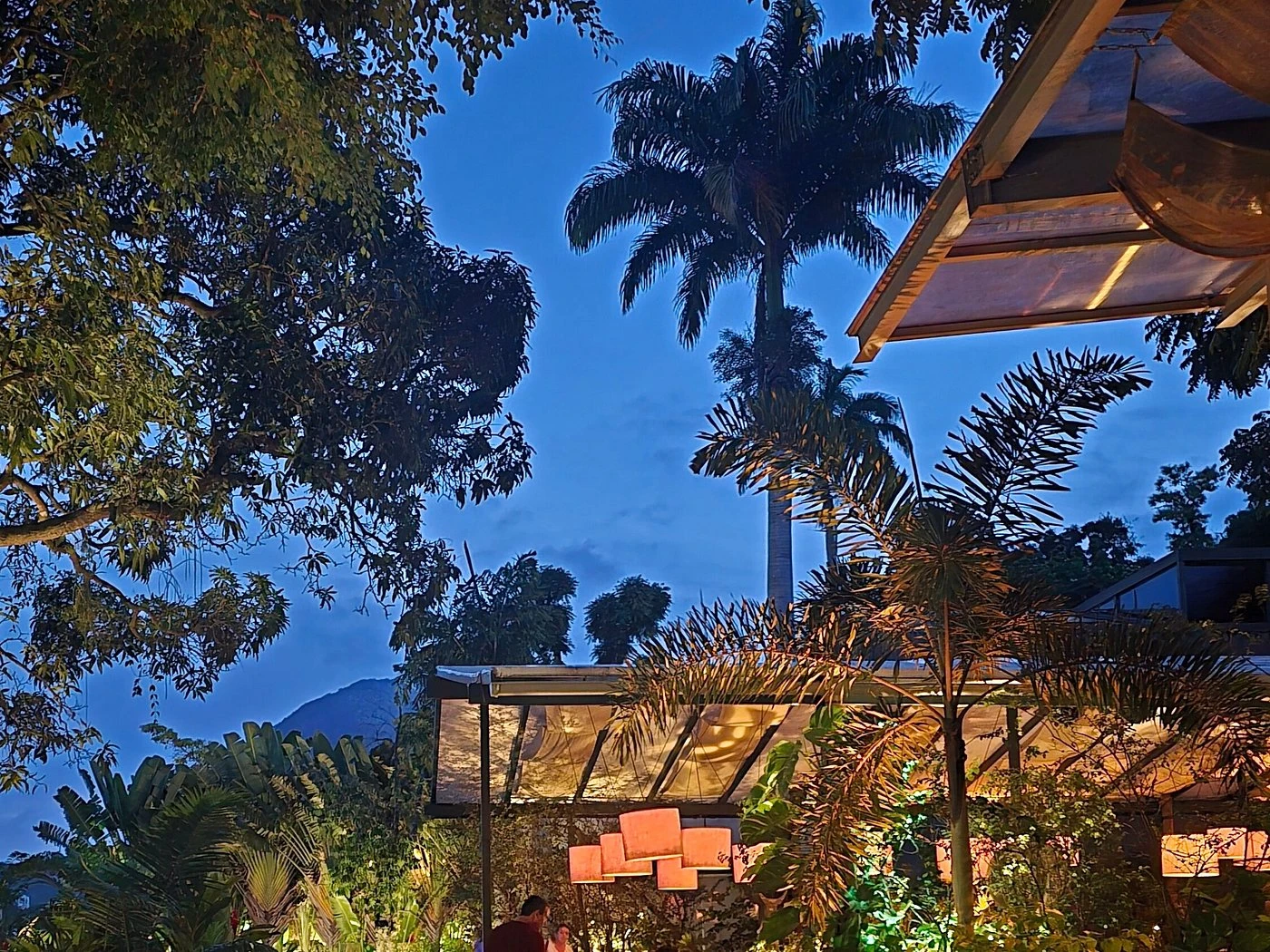 Brewpub at Jockey - Craft Beers & Garden - Image